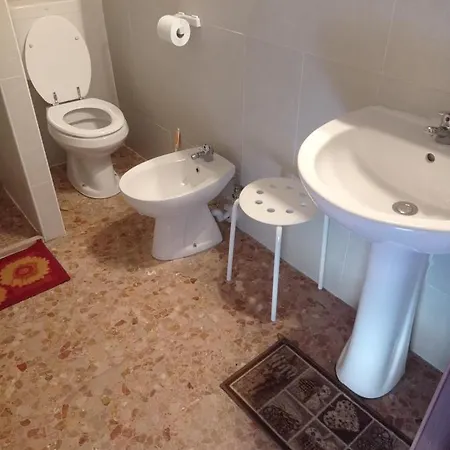 Pietro Bed and Breakfast Πεσκάρα